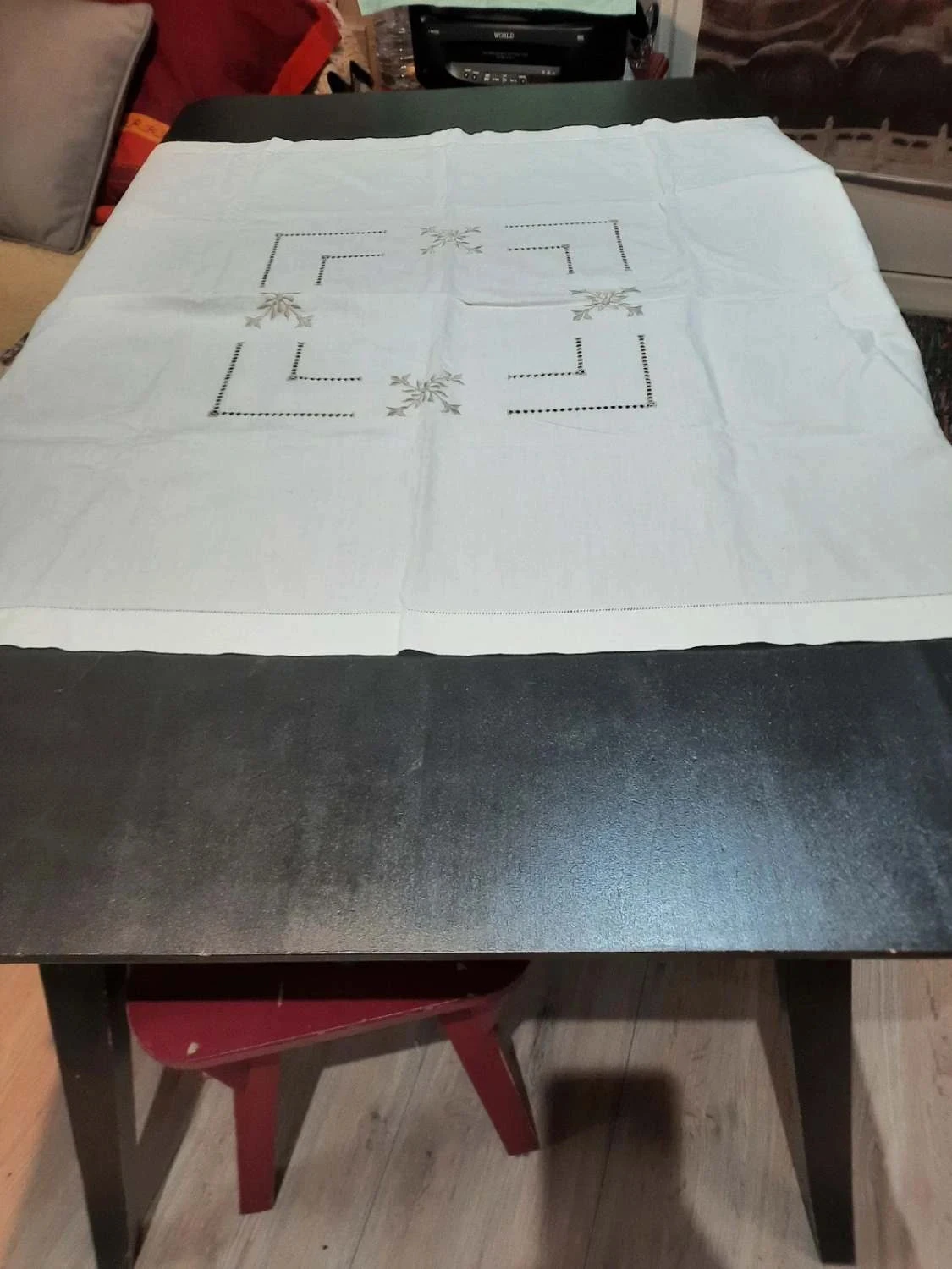🥀Toalha de mesa nova em algodão bordado. Fait Main. – photo 2